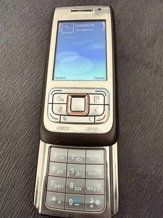 Nokia E65