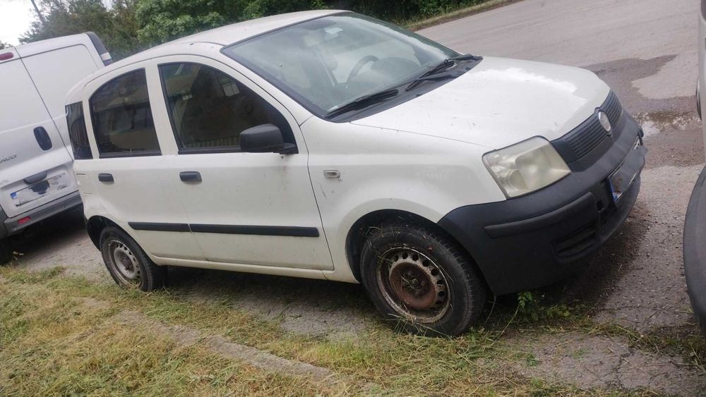 Продавам Фиат Панда товарна