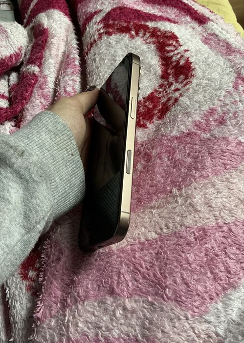 Iphone 16 Pro desert