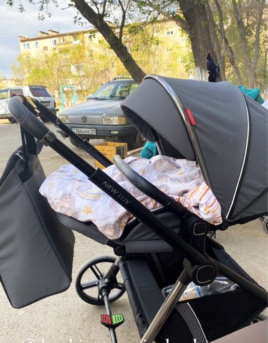 Продам коляску New Lux
