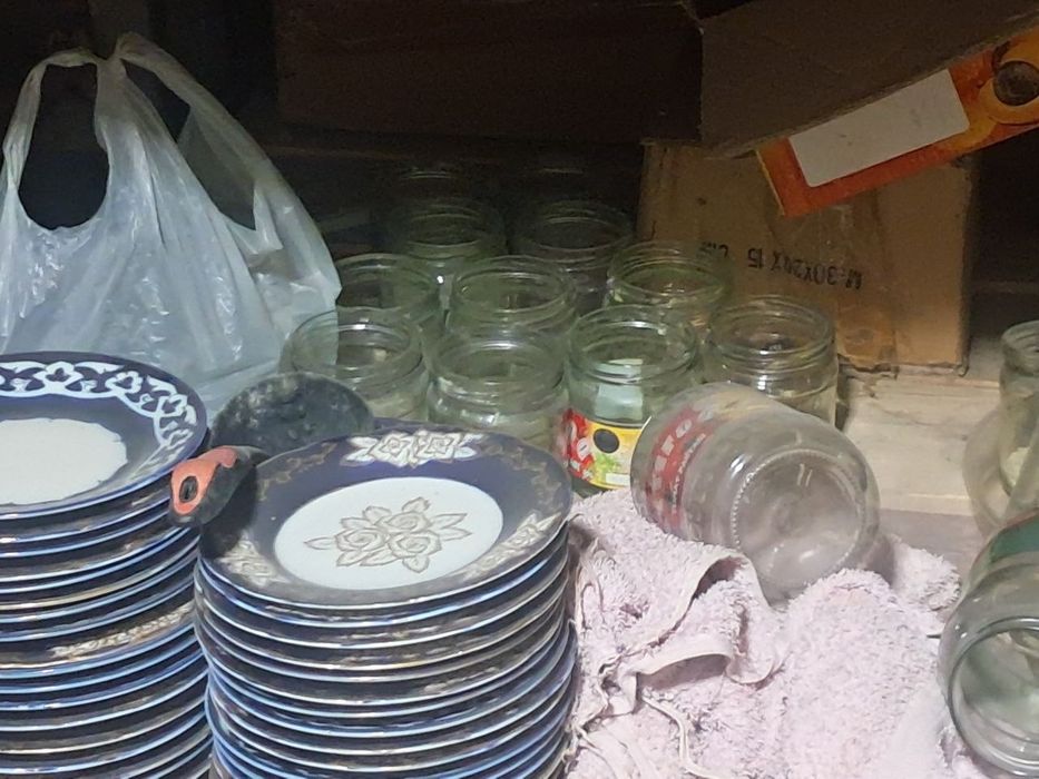 Bonka kosalar tarelkalar