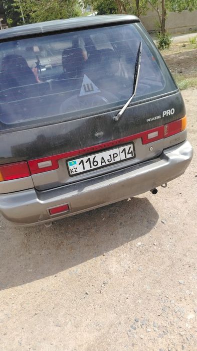 Продам Nissan PRAIRIE обьëм двигателя2. 4