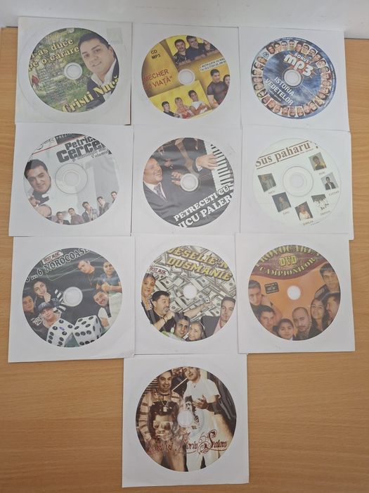 Cd uri manele si muzica de petrecere