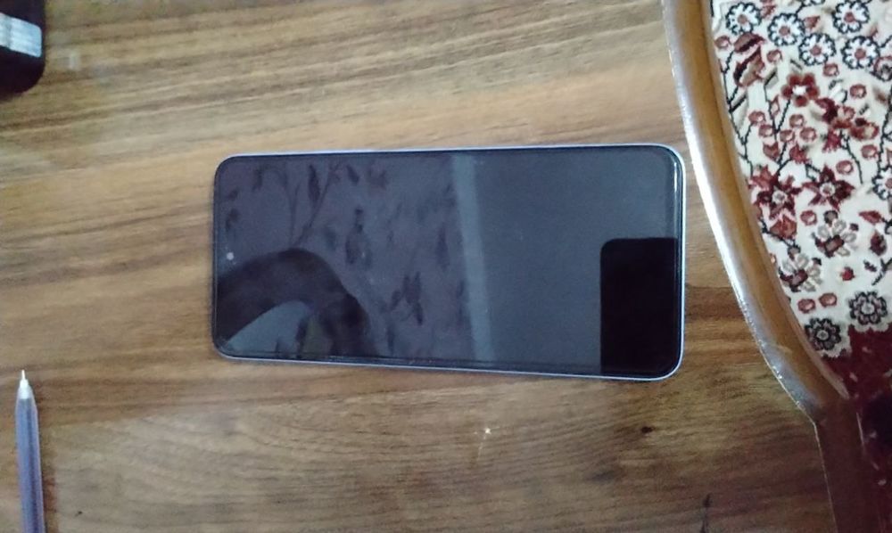 Срочно redmi 12 pro 5g состаяния отличной подробно по телефону