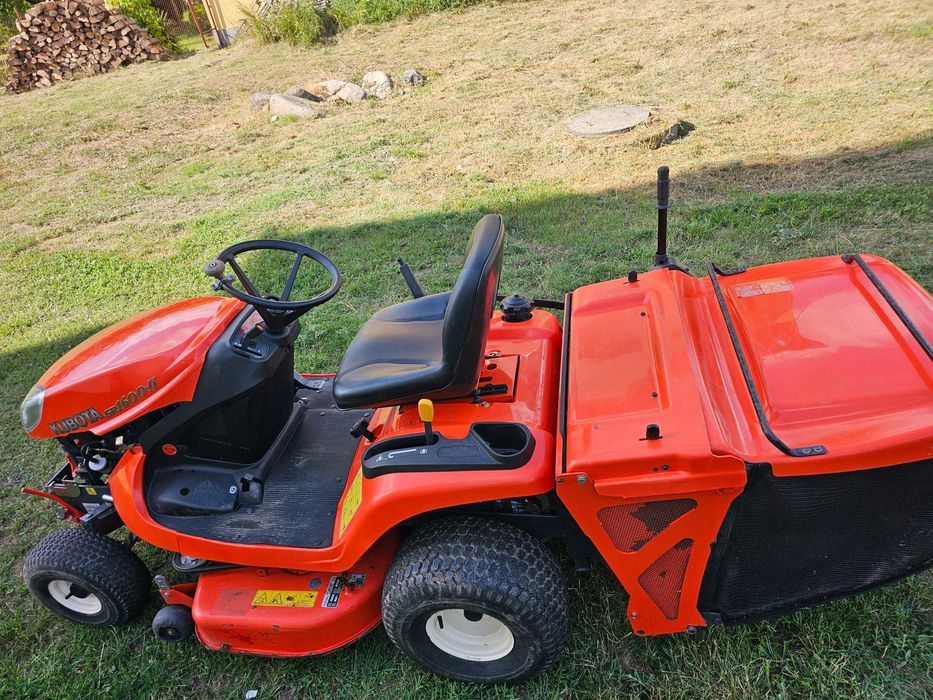 ДИЗЕЛОВА KUBOTA Тракторна Косачка. GR 1600.ДвуЦилиндрова. ПЕРФЕКТНА