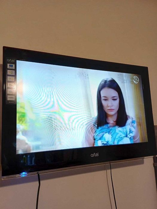 Продаю телвизор ARTEL 43