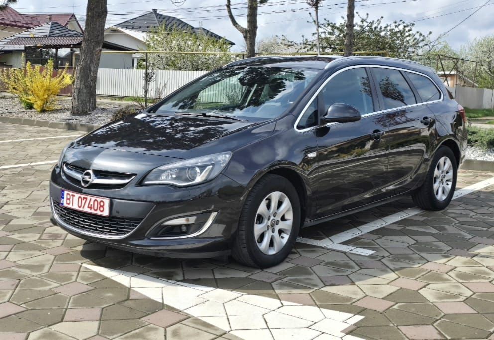 Opel astra  1.6cdti Euro 6 *2016* full option
