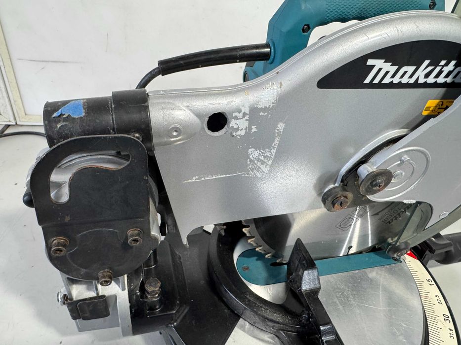 Циркуляр пендула - Makita MLS100/ 1500W / 255 mm