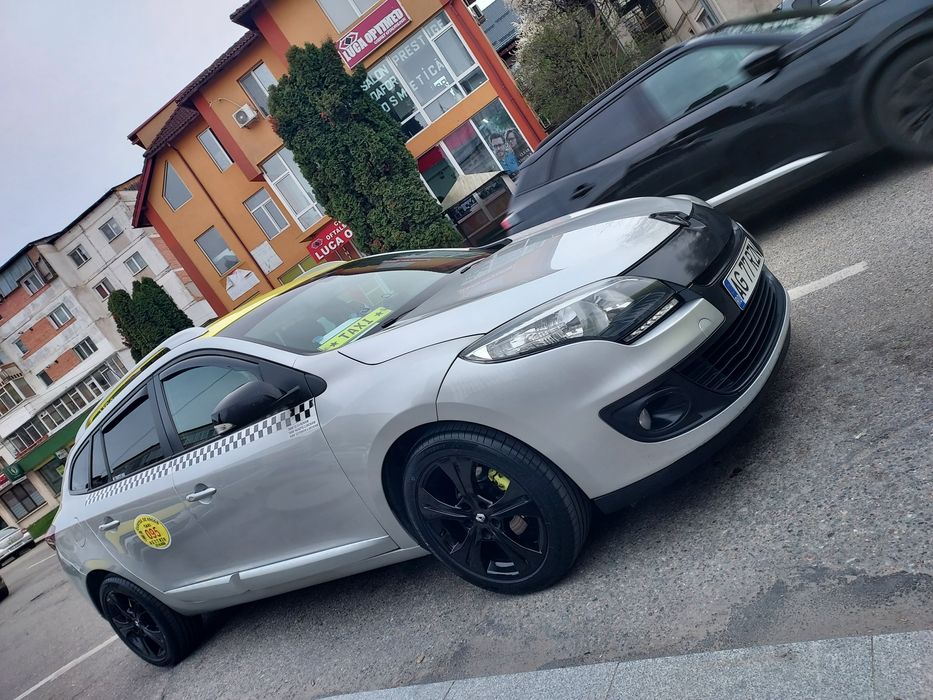 RENAULT Megane 2013 — imagine 2