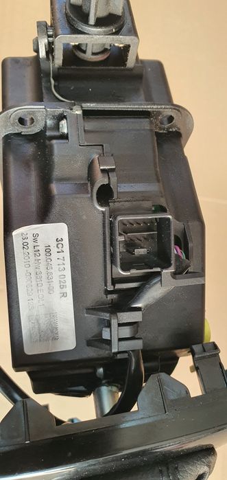Selector timonerie cutie viteza automata 2.0 tdi skoda passat b6 b7