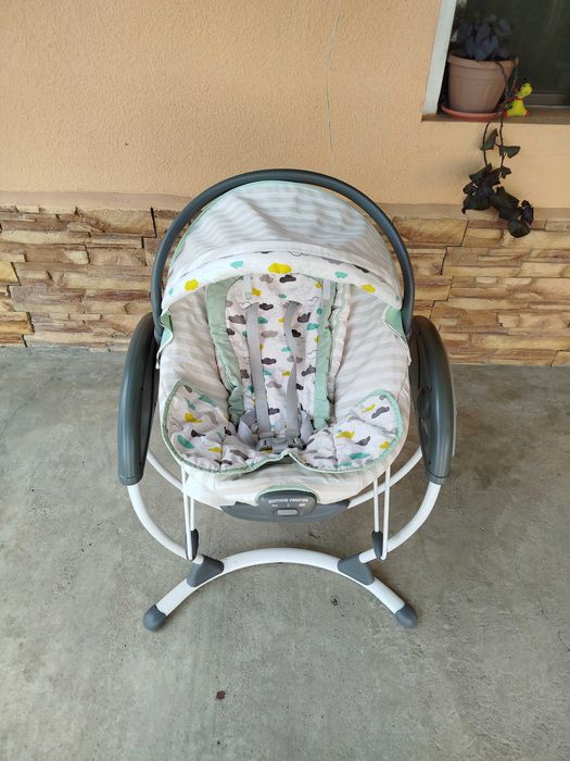 Ел.бебешка люлка GRACOперфектно състояние