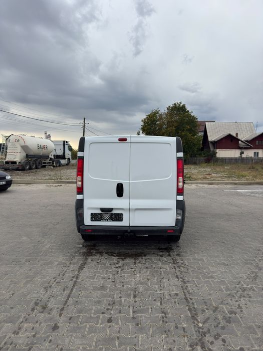 Opel Vivaro 2.0 Diesel 115CP Euro 5