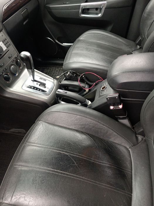 Vând Opel antara 2.0