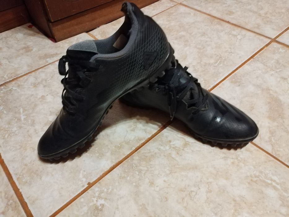 Маратонки Adidas 100%оригинални