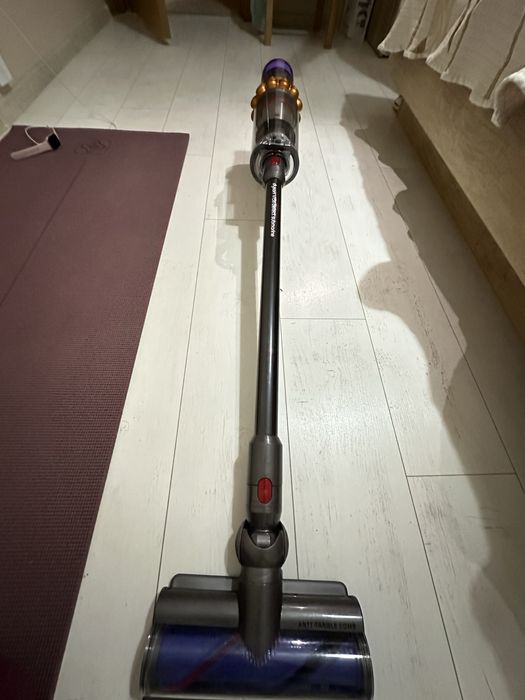 Вертикална прахосмукачка Dyson V15s Detect Submarine