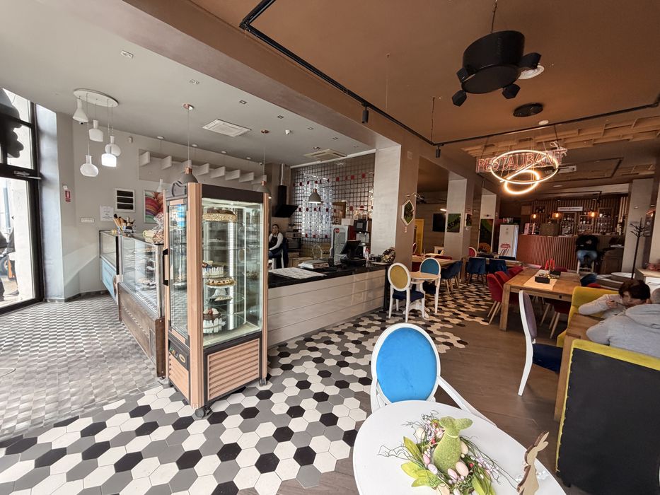 Inchiriez spatiu fast food restaurant, banca, farmacie, centru analize, clinica medicala, ultracentral modular