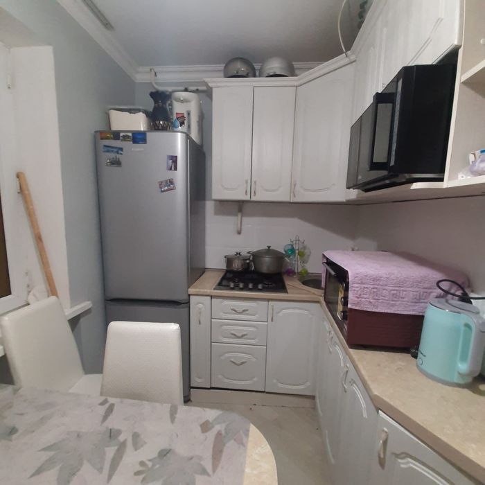 Продам квартиру республика