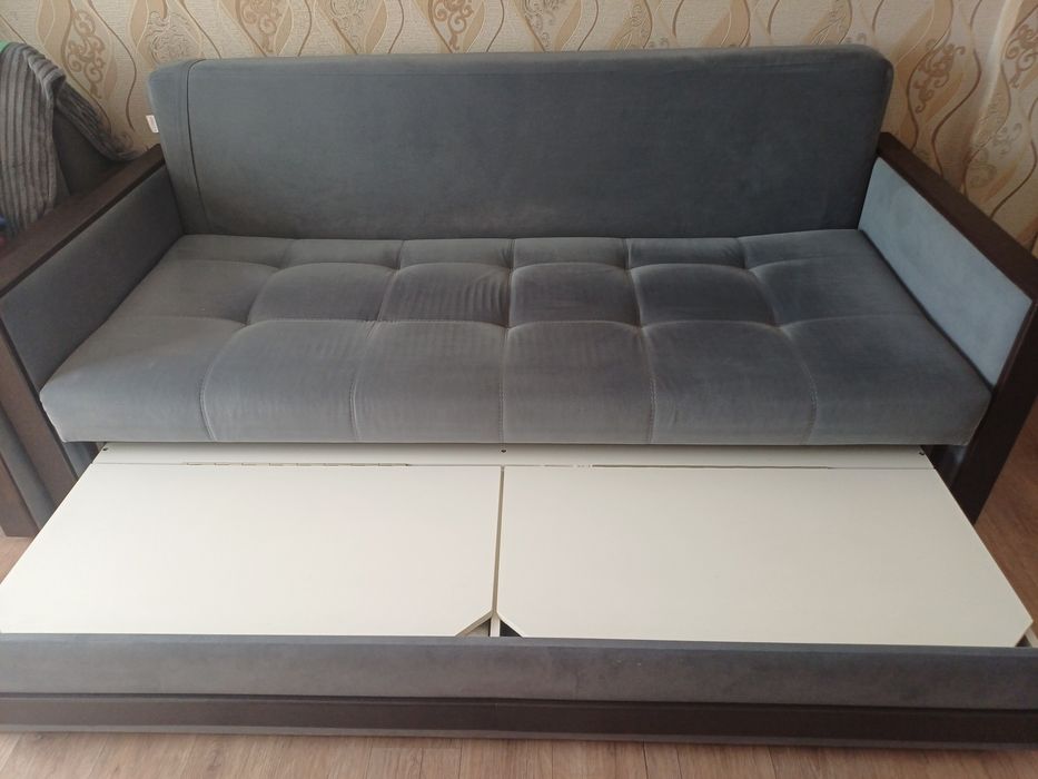 Продам современный  диван