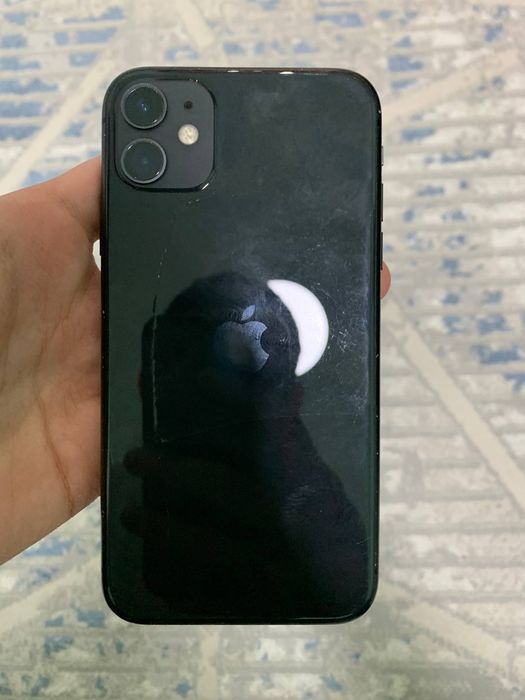 Продам iPhone 11