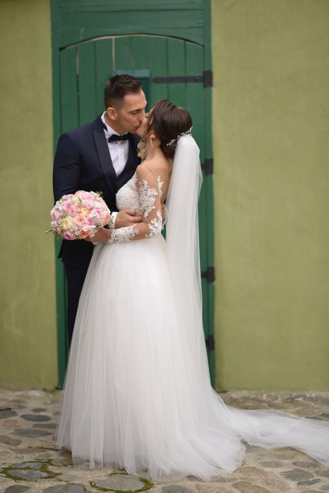 Vând Rochie de mireasa XS