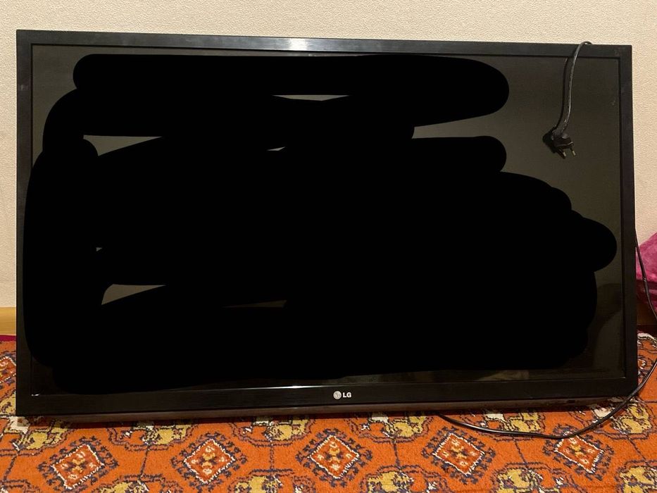 СРОЧНО Телевизор LG