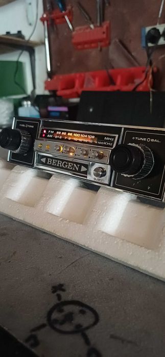 radio casetofon cu bluetooh retrofit