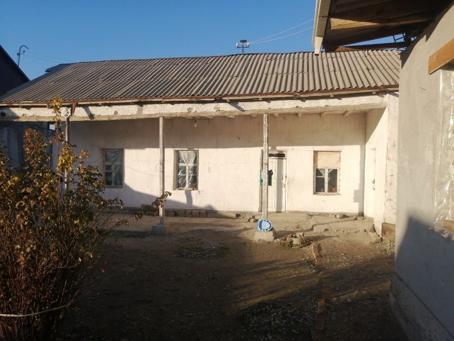 Иштихон туманида ховли сотилади