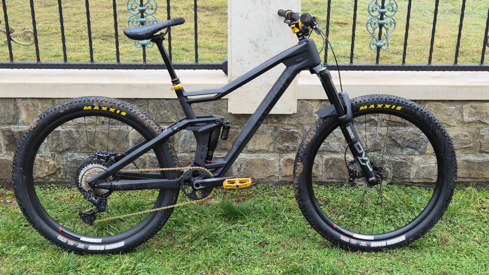 НОВО Radon Jab carbon 170/160mm, full Shimano XT, DVO, enduro, 27.5"