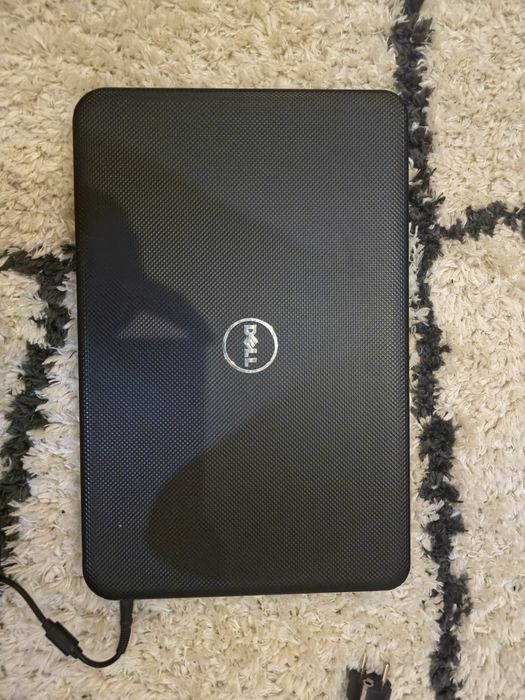 Лаптопи Lenovo idepad 300 и DELL Inspiron 3737