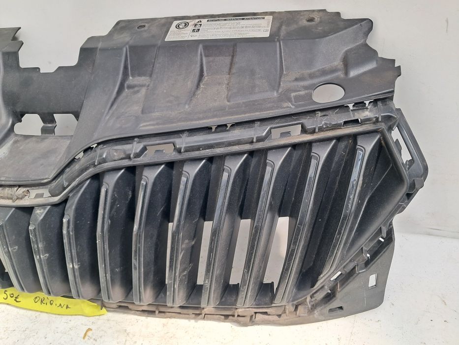 Грил решетка Skoda Fabia 3