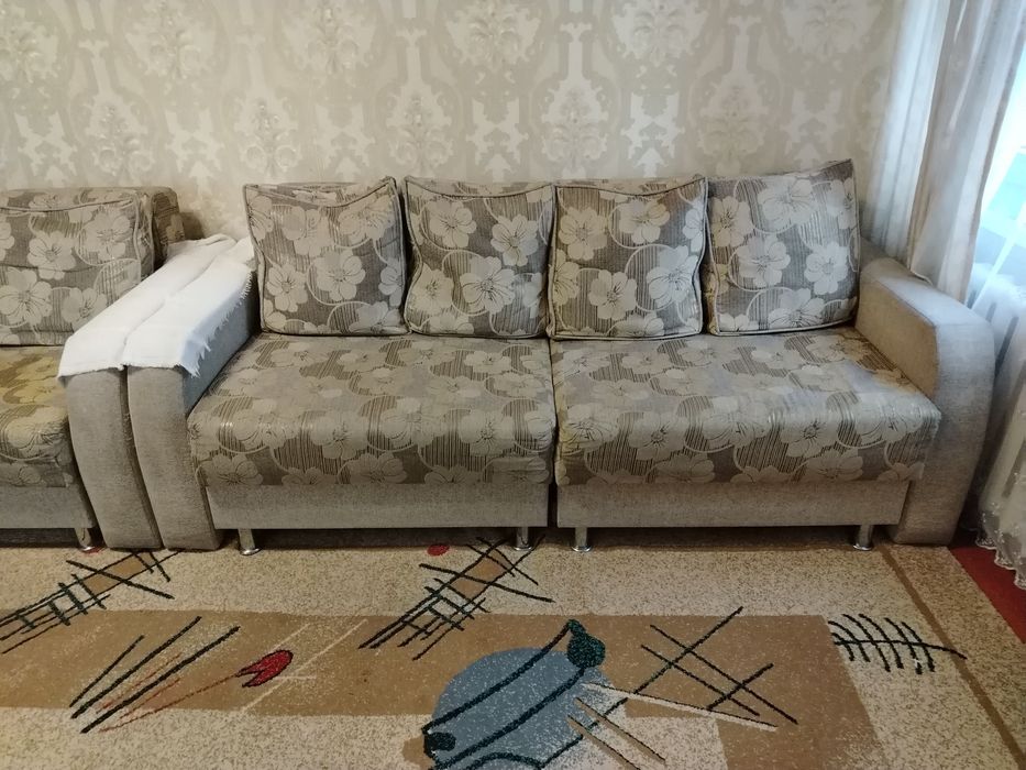 Продается диван с креслом  
Размеры:
Диван