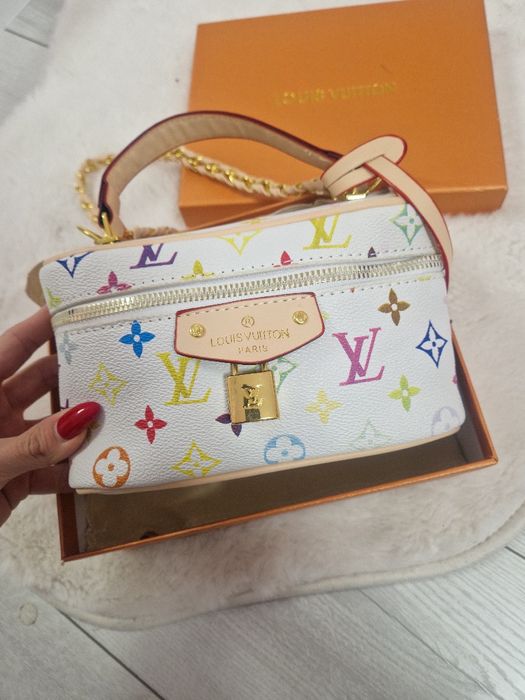 Дамска чанта Louis Vuitton