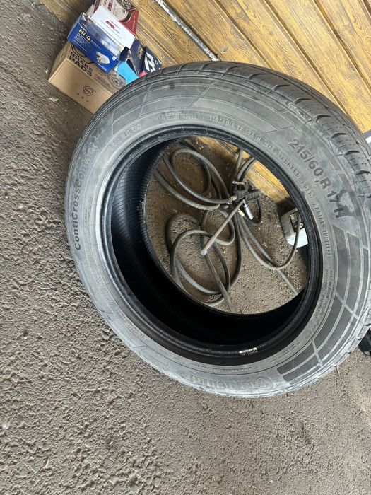 Продам шины 215/60/17