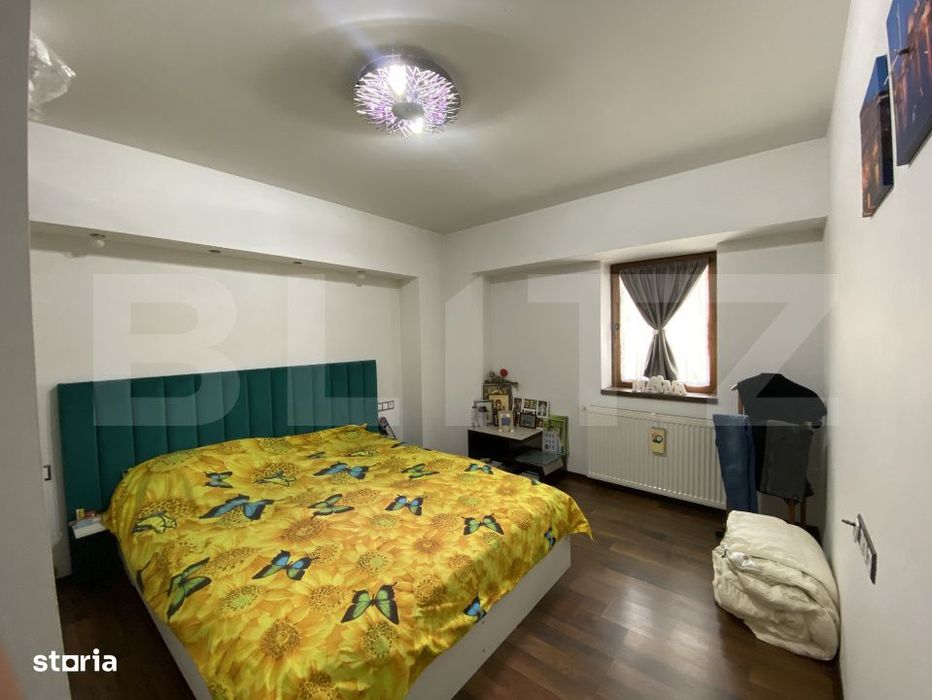 Apartament decomandat cu 3 camere, 2 balcoane, boxa, uscator. Etaj 3.
