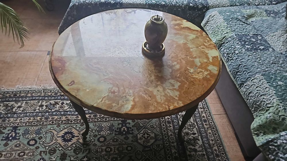 Mese onix-antichitati