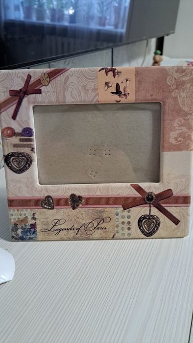 Продам рамки и сувениры