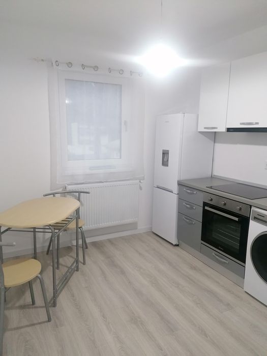 Apartament cu o cameră de închiriat