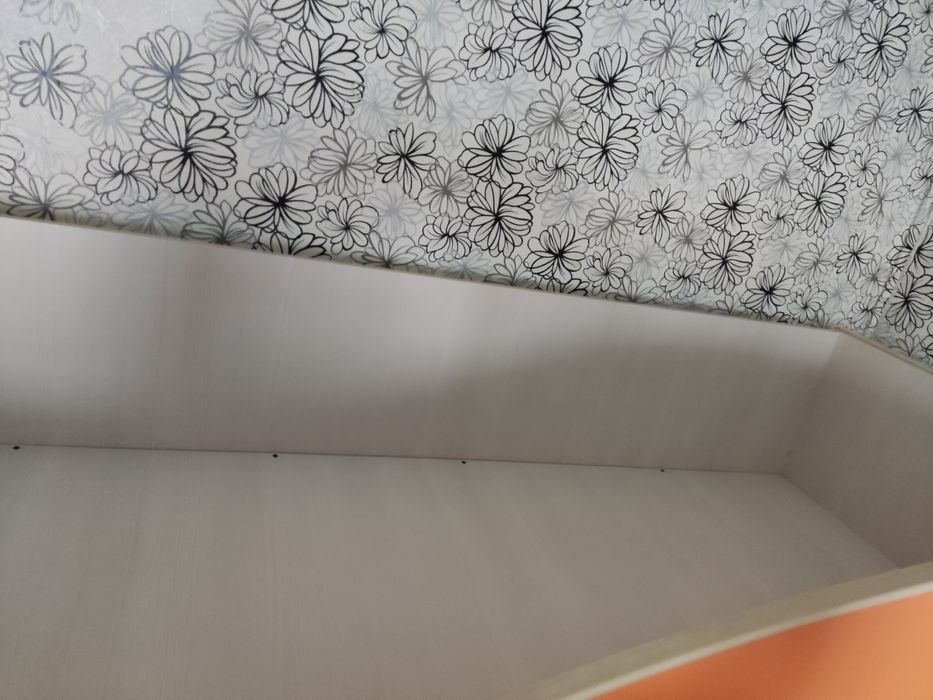 Двухъярусная кровать