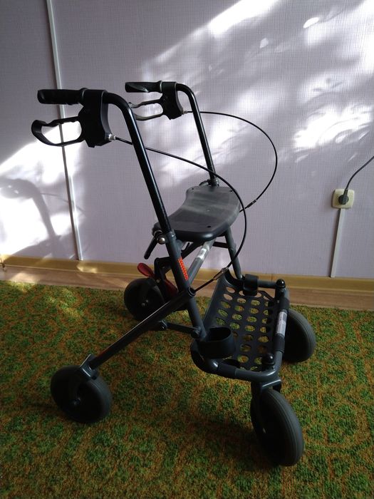 Роллатор с тормозами