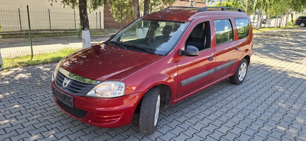DACIA Logan MCV 2013