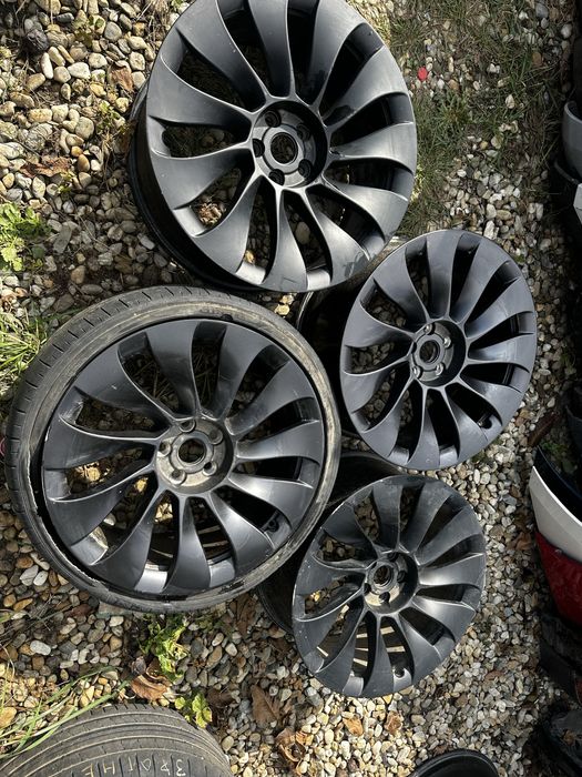 Jantă r 20.tesla model 3.cod:1044267-00-A.