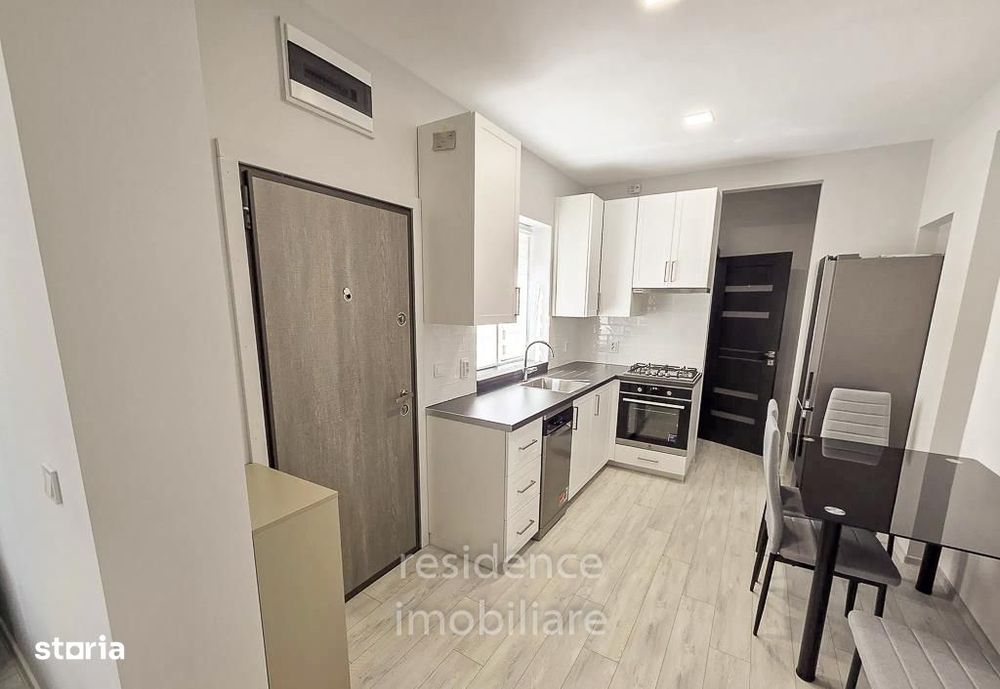 Apartament 2 camere, Nou, Centru, Horea+ Curte si Parcare — fotografia 3