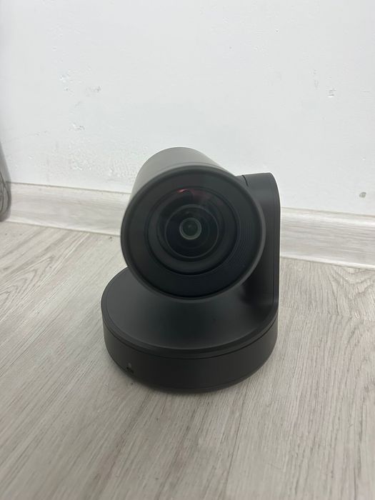 Vând camera Web Logitech Rally Ultra HD 4K model V-R0010