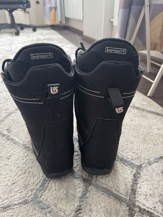 Продам ботинки для сноуборда 2 пары 1 Lasso 2 Burton