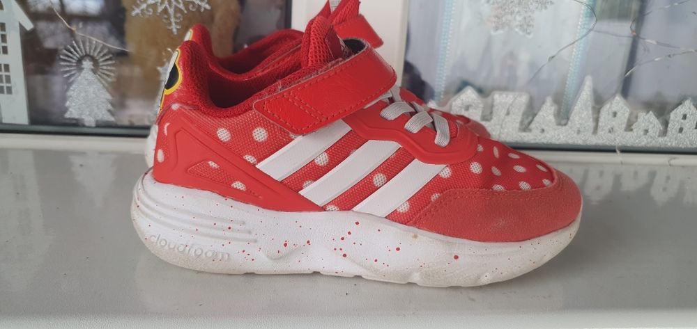 Vand Adidasi Adidas originali marimea 30, 18 cm interior