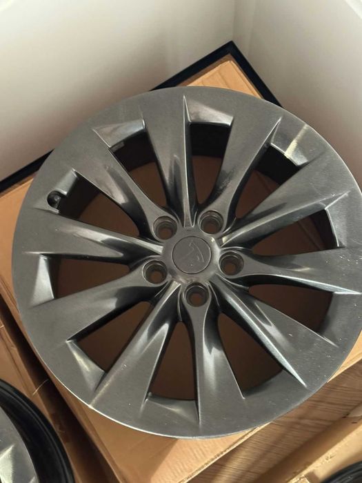 Оригинальные диски R19 5×120 ET40 Tesla Model S | Подойдут BMW