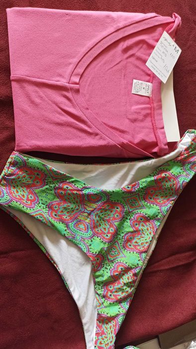 Комплекти/ лотове само по 10 лв. бански и подаръци