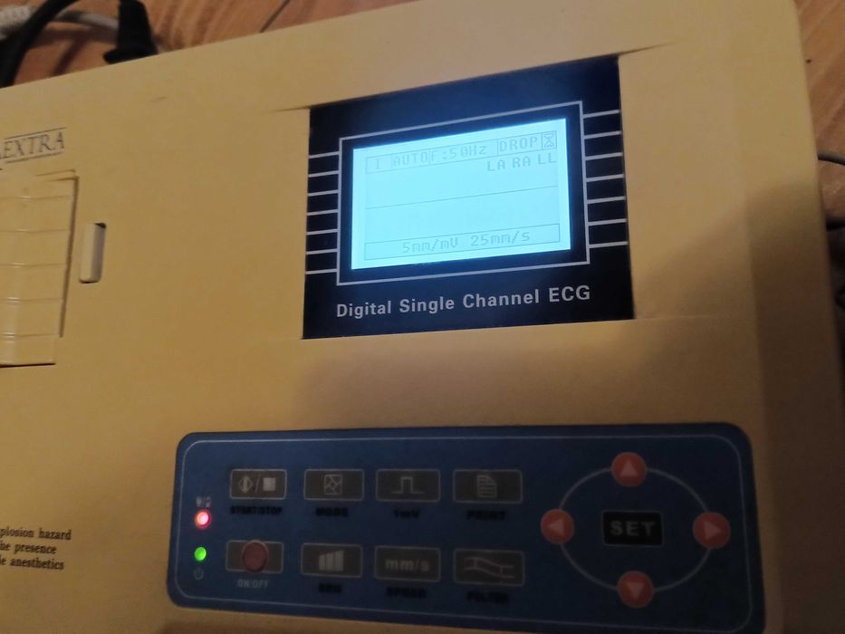 Electrocardiograf CONTEC ECG100G profesional digital/Ekg inima/aparat