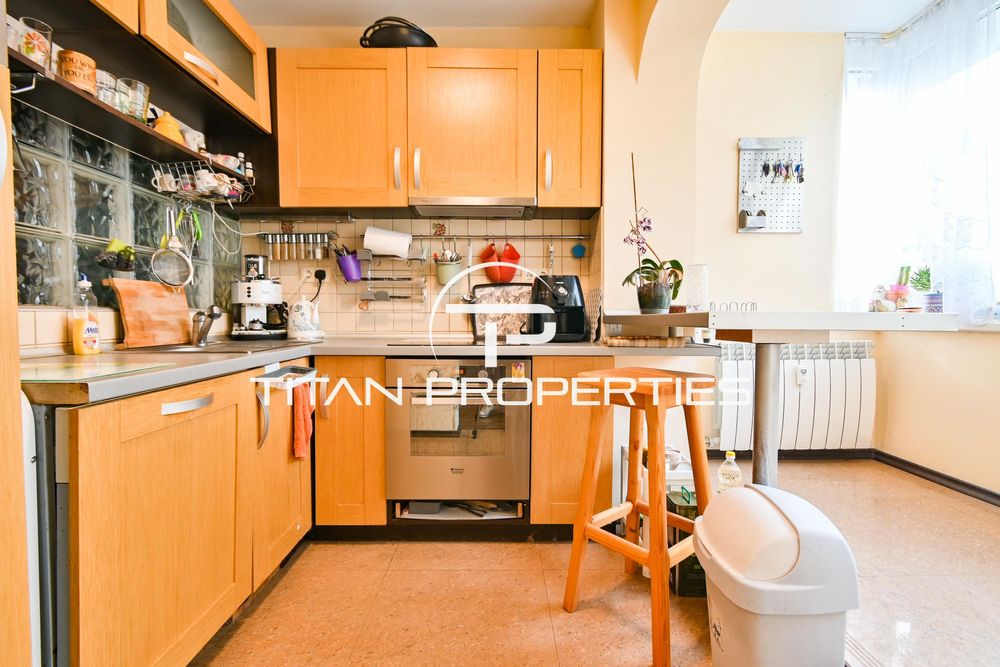 Дава се под наем Тристаен апартамент в София, Белите брези - 130 кв.м за 750 € - Снимка #8