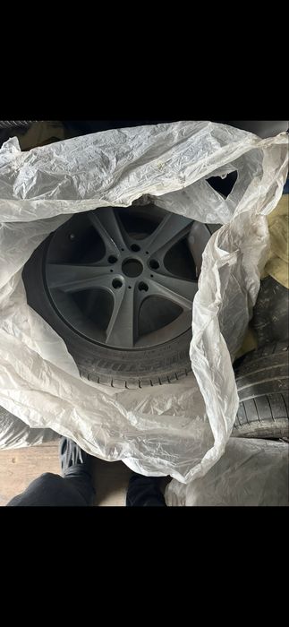 Продам резину с дисками